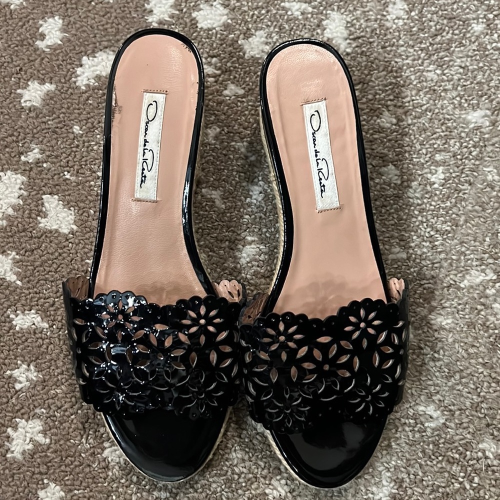 Oscar de la Renta boutique lasercut wedges
